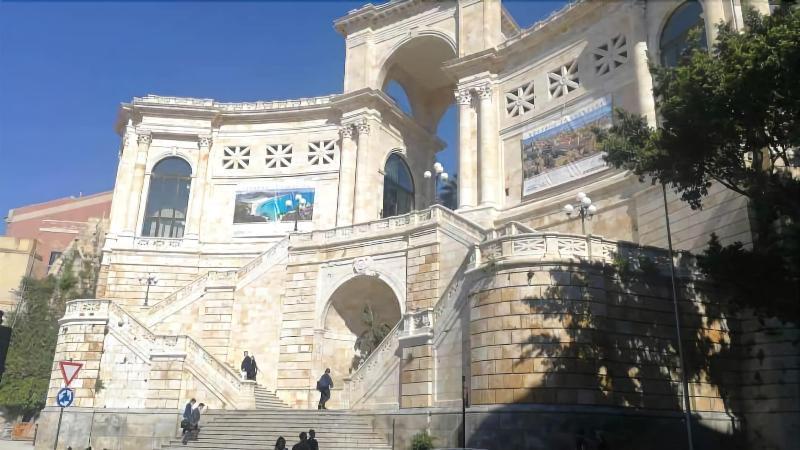 Hotel Le Tre Stelle à Cagliari Extérieur photo