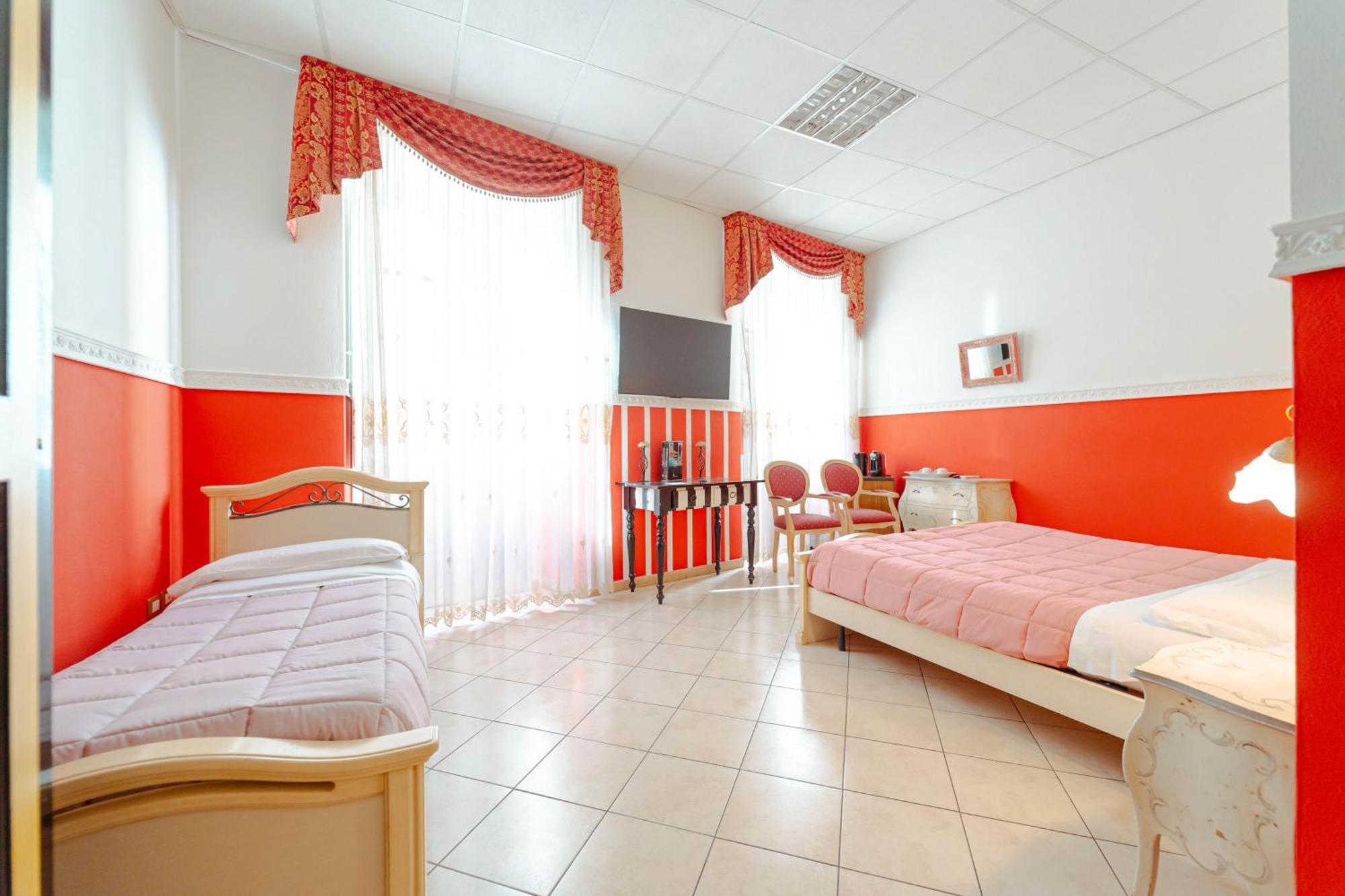 Hotel Le Tre Stelle à Cagliari Extérieur photo