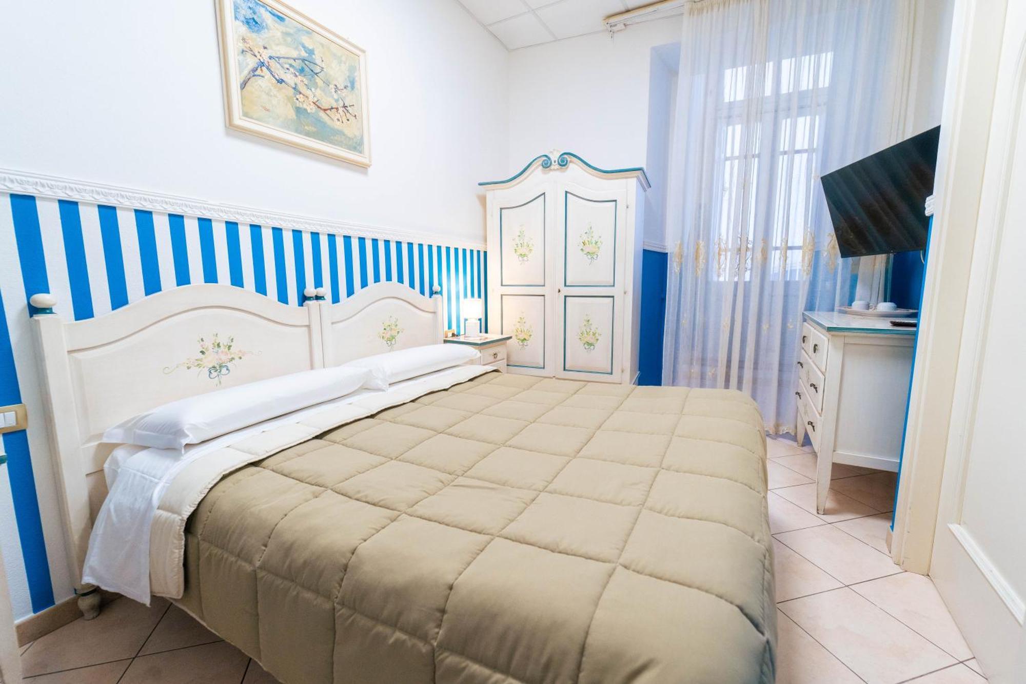 Hotel Le Tre Stelle à Cagliari Extérieur photo
