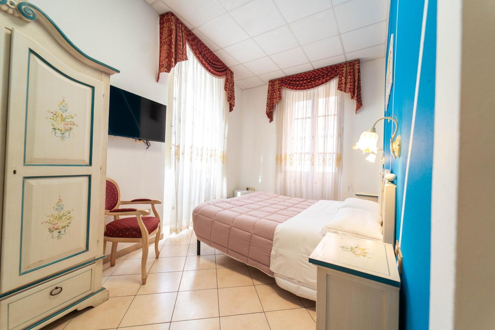 Hotel Le Tre Stelle à Cagliari Extérieur photo