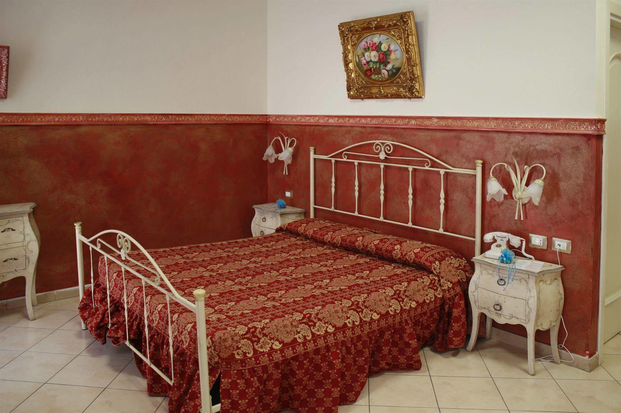 Hotel Le Tre Stelle à Cagliari Extérieur photo