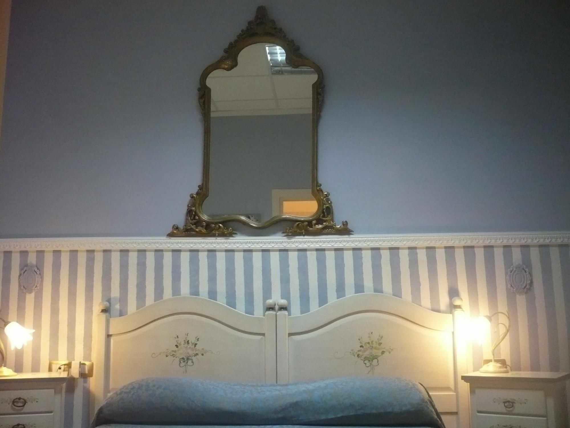 Hotel Le Tre Stelle à Cagliari Extérieur photo