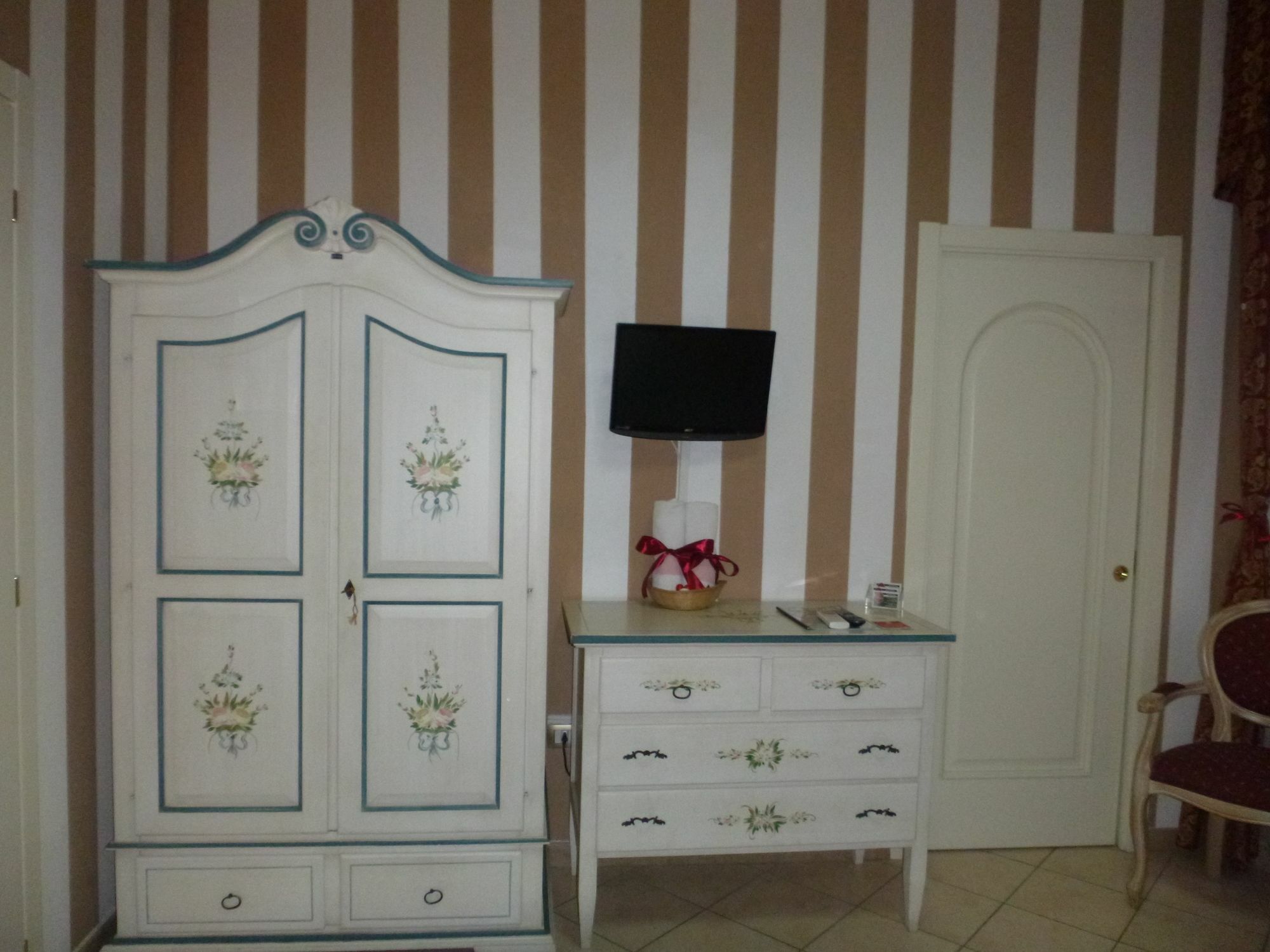 Hotel Le Tre Stelle à Cagliari Extérieur photo